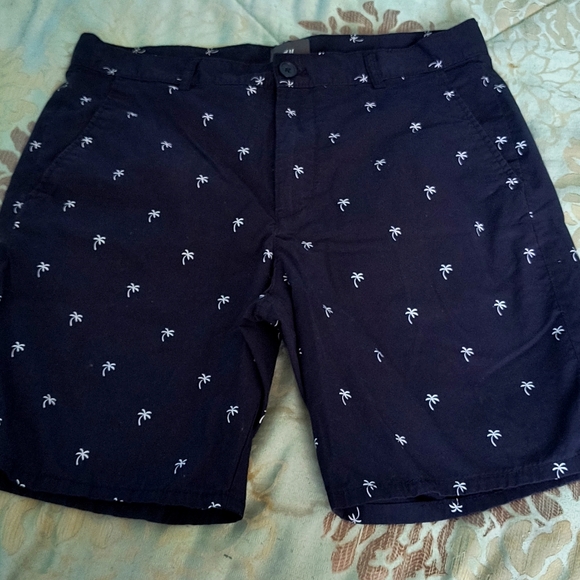100% Cotton Navy Palm Tree Shorts - Picture 1 of 1